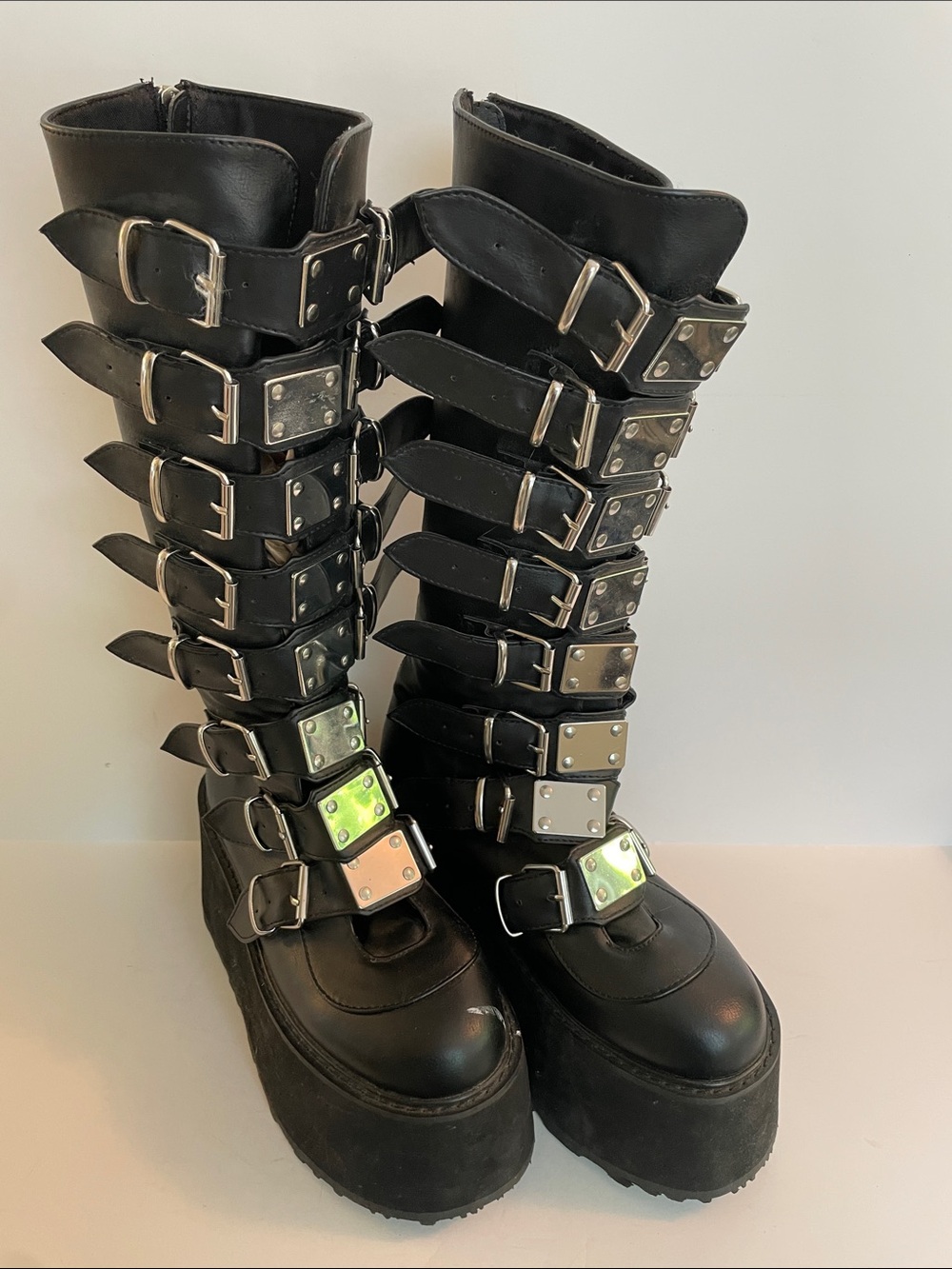 Demonia Boots size 9 - Picture 2 of 6